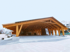 三条市まちなか交流広場「ステージえんがわ」・施設内食堂「三条スパイス研究所」-写真1