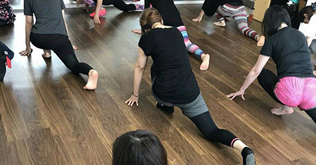 プラナヴァヨガスタジオ