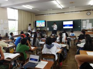 租税教室の様子_上越市立高志小学校