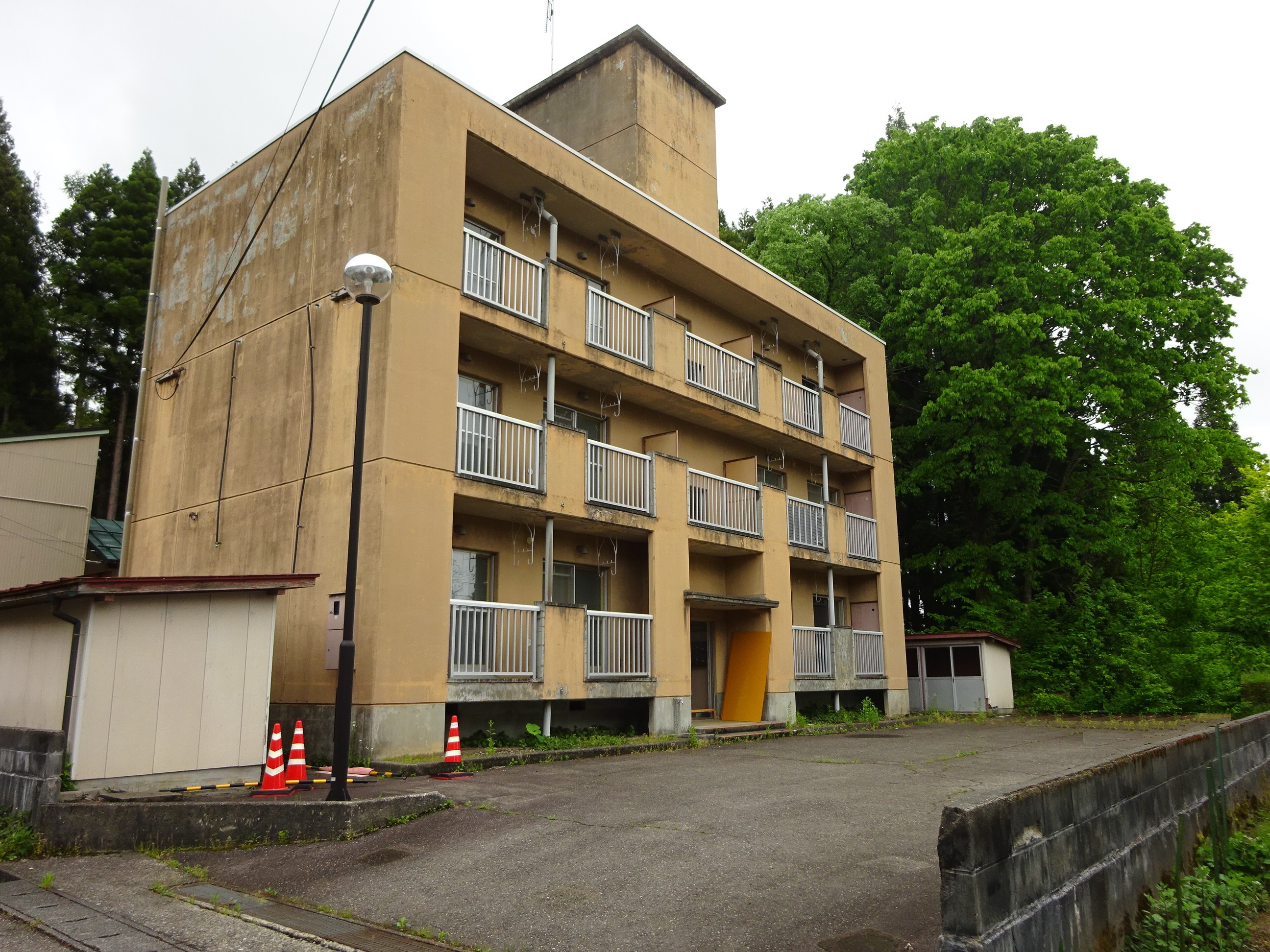 旧芦沢職員宿舎