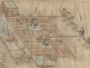 Grind The crushed ore with stone millsの画像