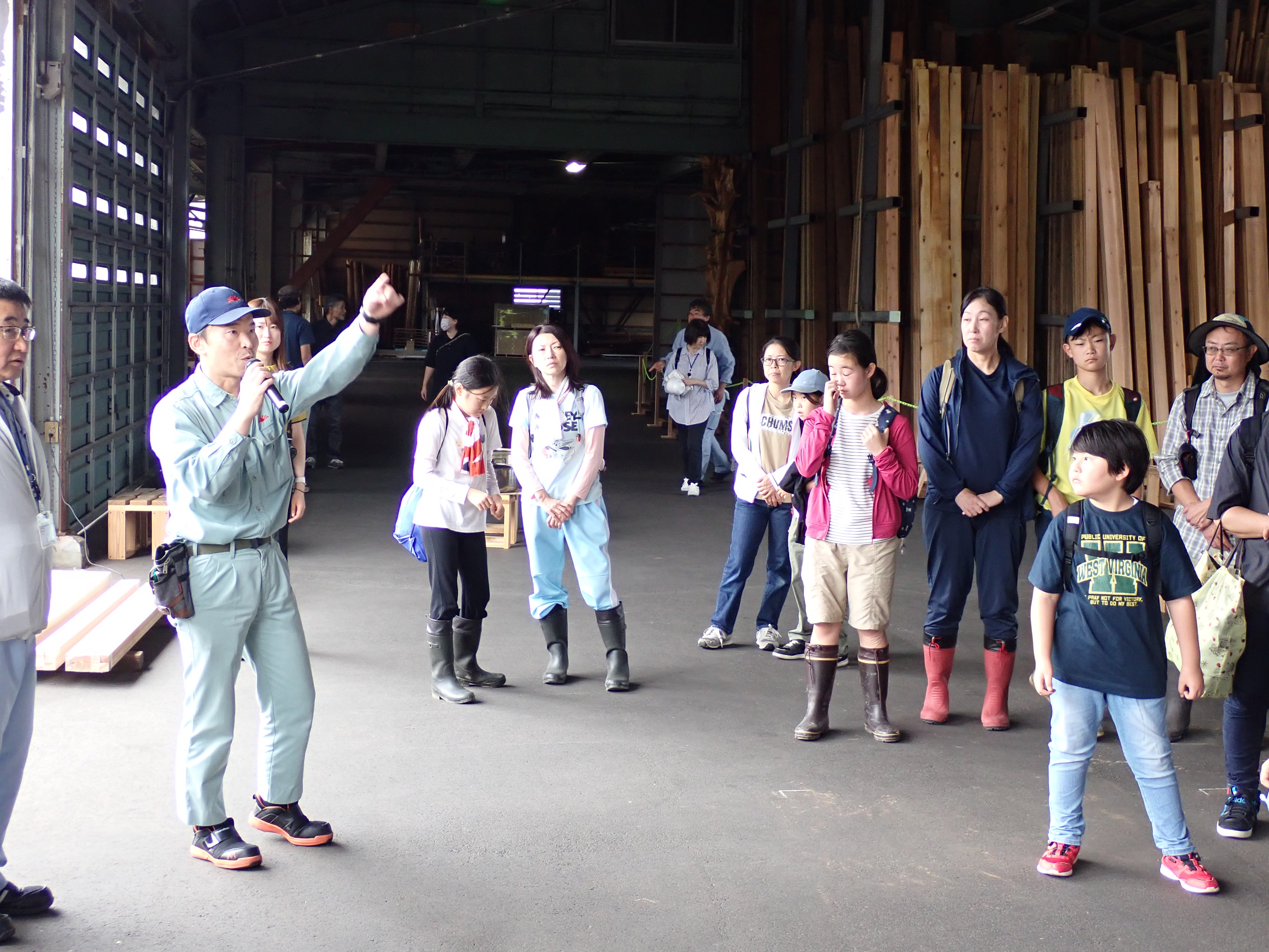 製材所での説明