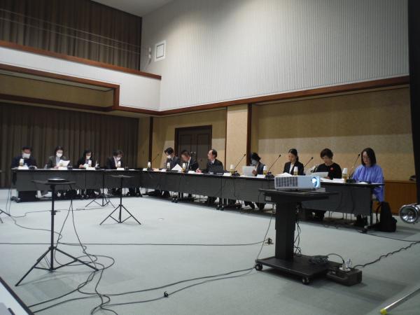 審議会写真1