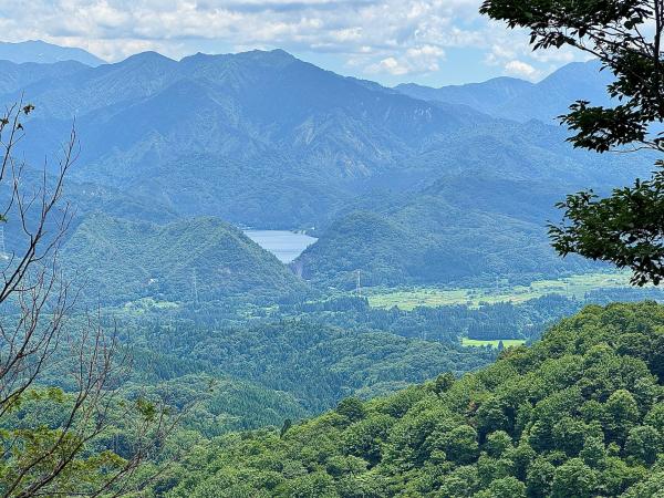 林道からの眺め