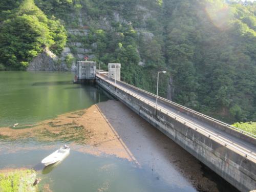 堤頂