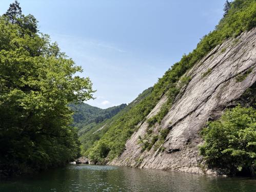貯水池上流