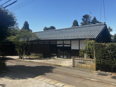 星家住宅東側前面道路から望む北東側外観(ほしけじゅうたくひがしがわぜんめんどうろから)