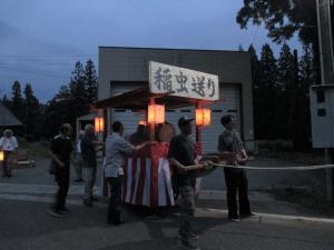 稲虫送り1