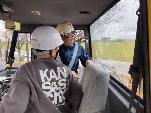 試乗体験（新潟小学校・その2）