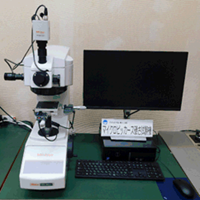 マイクロビッカース硬さ試験機