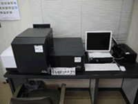 紫外可視分光光度計